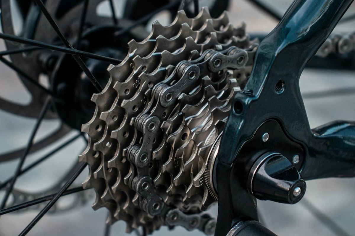 Zwift Cog v1 mot v2 — skillnader mellan kuggdrev-versionerna