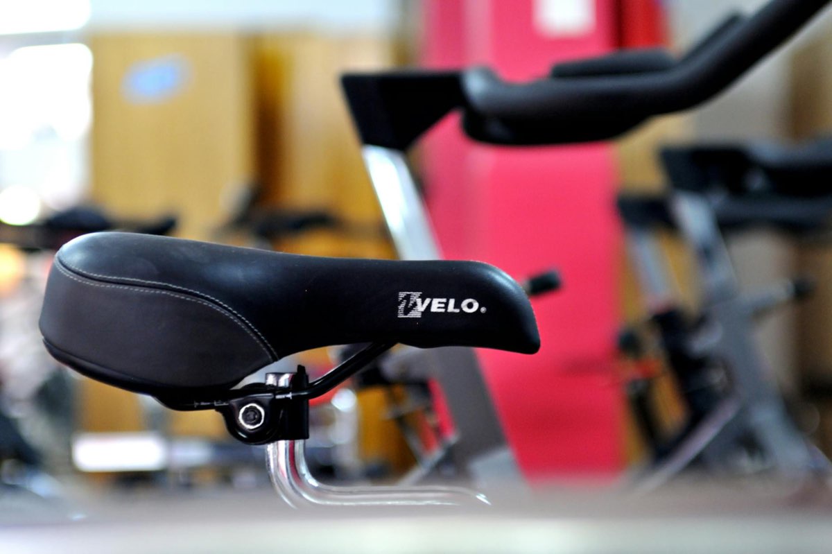 Zwift på spinningcykel: så fungerar det och vad du behöver